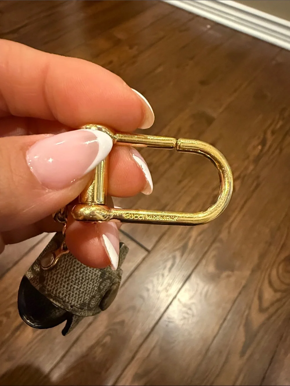 Gucci Beige Monogram Key & Air Pods with Gold Hardware